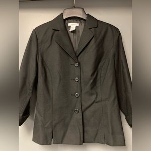 💛TODAY***$10***Dress Barn three button black blazer with belted back